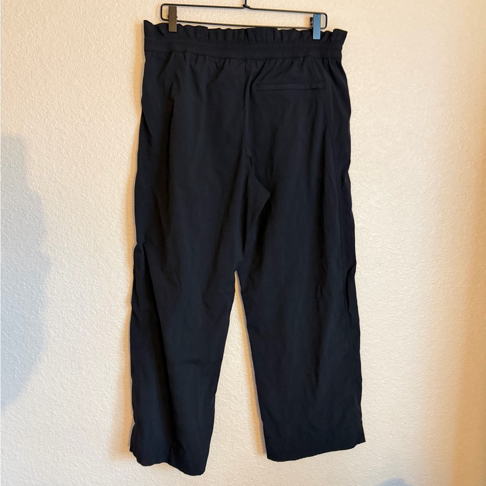 Athleta Trekkie High Rise Parachute Pants 14P Black - Picture 4 of 13